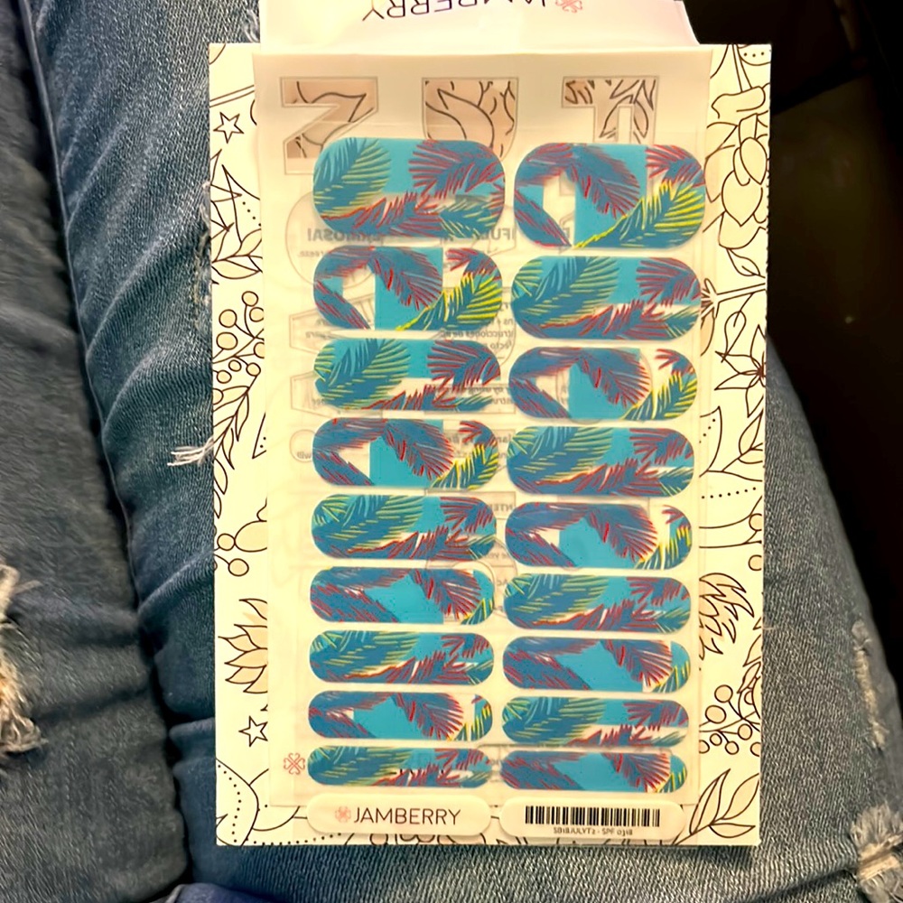 2018 July Jamberry Stylebox.